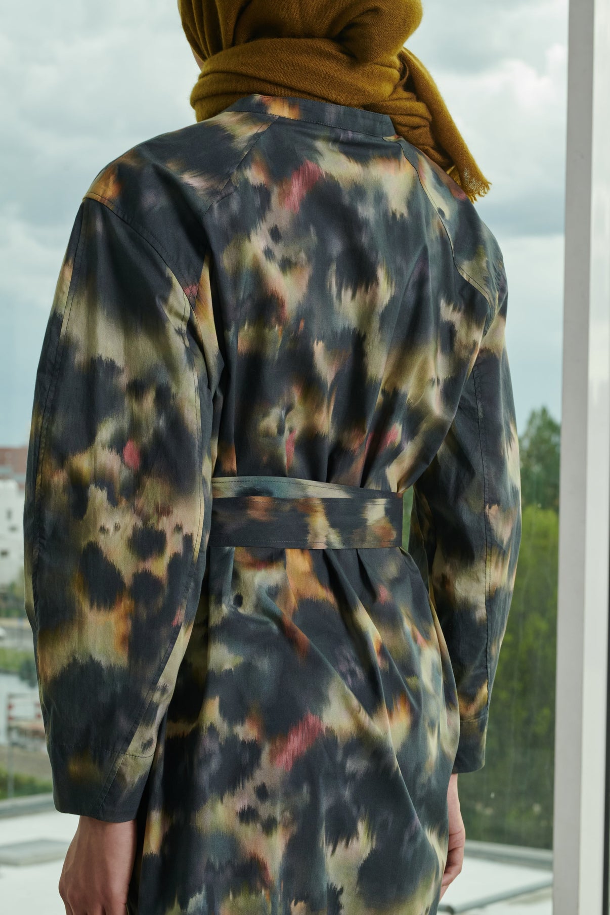 VEENA DRESS vue 4